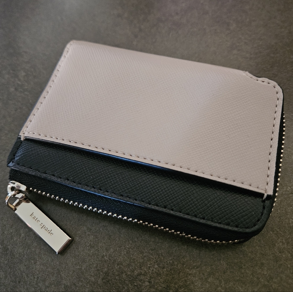 Kate Spade 7 Key Case With Zipper - NWOT - Picture 2 of 7